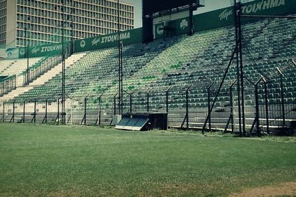 Αδειάζει η Λεωφόρος, γεμίζει το ΟΑΚΑ