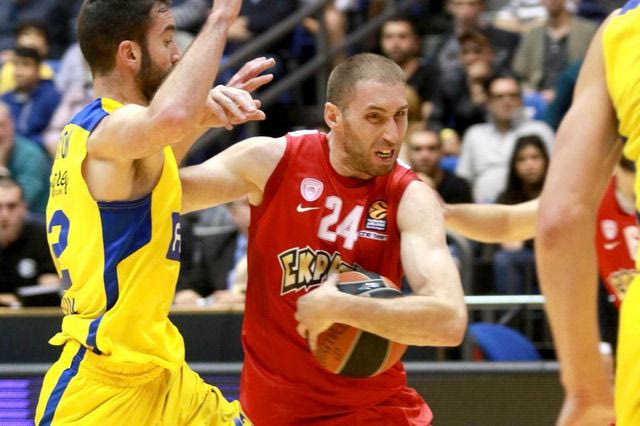 Το έκανε εύκολο ο Ολυμπιακός, διπλό στο Τελ Αβίβ και φουλ για δυάδα