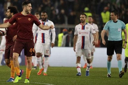 Ο Μανωλάς “γυάλισε” στον Κλοπ και κάνει πρόταση!