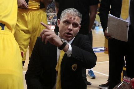 Στην ΑΕΚ μέχρι το 2018 ο Μανωλόπουλος