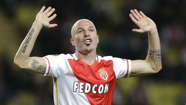 Θέλει “σταύρωμα” με Λέστερ για την… τιμή του Ρανιέρι