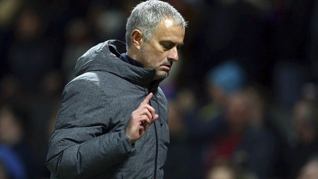 Έτοιμος για διπλό μεταγραφικό “μπαμ” ο Μουρίνιο