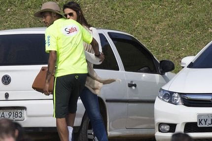 Το “Follow” στην σέξι Μπρούνα που εξόργισε τον Νεϊμάρ!