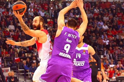 Υπέκυψε στην υπερπλήρη Ρεάλ ο προβληματικός Ολυμπιακός