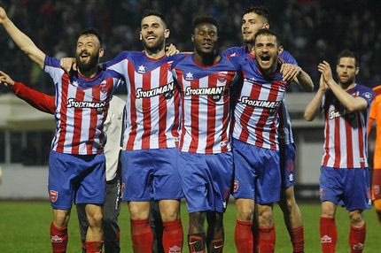 Στήθηκε πάρτι στη Ν.Σμύρνη: Όνειρο ζουν…