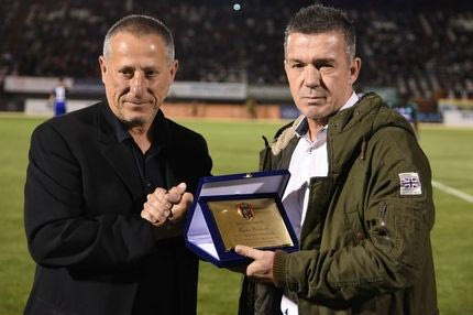 “Κοκκινόμαυρη” βράβευση σε Σαραβάκο