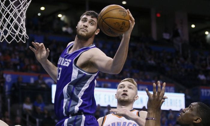 Ο Παπαγιάννης έβαλε τα… γυαλιά στον Γκασόλ!