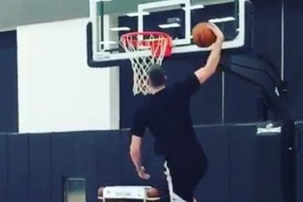 Απίθανο κάρφωμα από Παπαγιάννη!