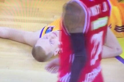 “Έσπασαν” καρδιές με την πτώση του Σάσου Σαλίν