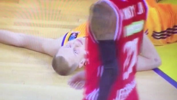 “Έσπασαν” καρδιές με την πτώση του Σάσου Σαλίν