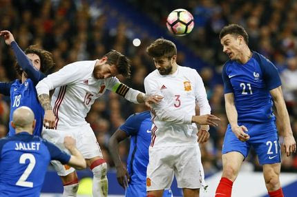 Η απάντηση του Ράμος στην… μπηχτή του Πικέ