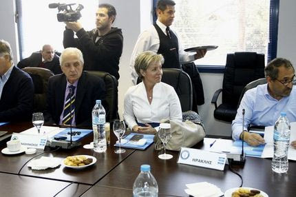 Μπετόν-αρμέ οι “αιώνιοι…”