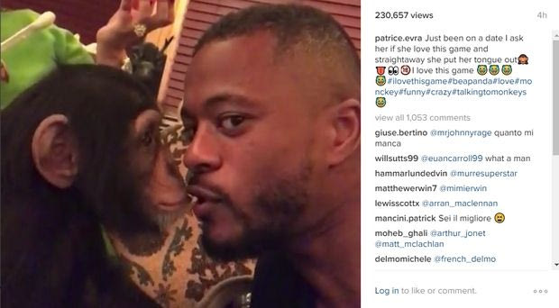 Το “καυτό” φιλί του Εβρά σε μία… μαϊμού