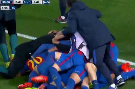 ΠΑΝΙΚΟΣ στον πάγκο της Μπαρτσελόνα