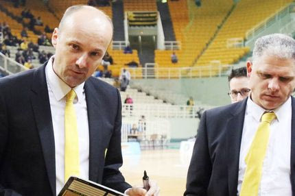 Μανωλόπουλος για Ζντοβτς: “Δούλευα με τους παίκτες που ήθελε αυτός”