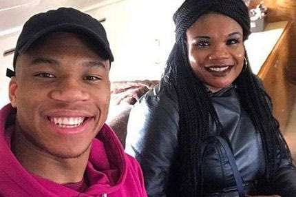 Συγκλονιστικός Giannis: “Σε ευχαριστώ μαμά”