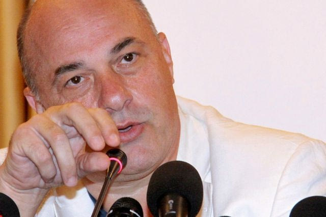 Μπέος: “Αν έρθουν για πόλεμο κι όχι για τσίπουρα…”