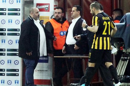 Φραστική επίθεση ανθρώπων του Ολυμπιακού στο διαιτητή