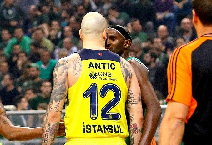 Ετσι δικαιολογήθηκε για την ένταση ο Αντιτς