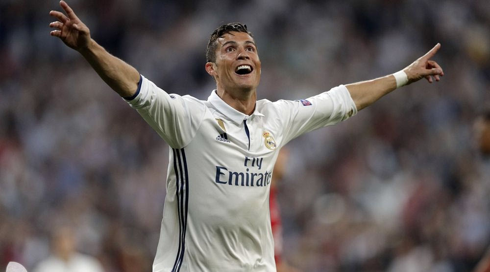 Ο Κριστιάνο πήδηξε στο… Θεό και άνοιξε το σκορ