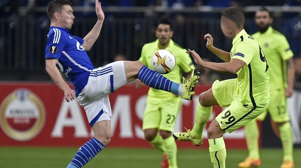 Έλληνας διεθνής θα πάρει 3.200.000€ για να κάθεται!