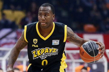 Πάει και ο Άρμστεντ από την ΑΕΚ