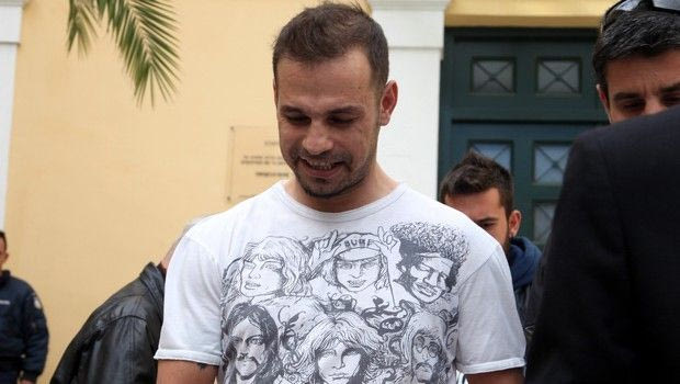 Ο Ντέμης άδειασε Βράνιες!