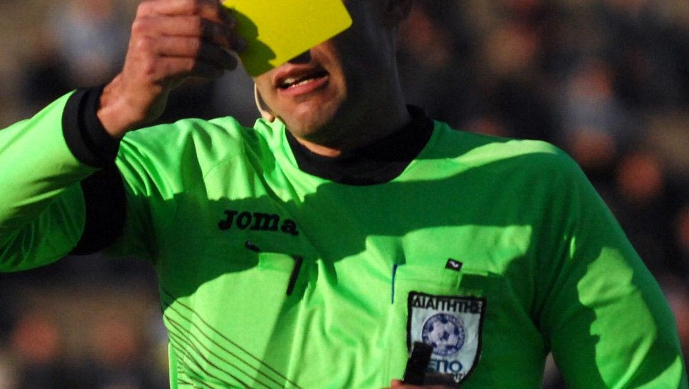 Παραιτήθηκε ο διαιτητής που έβριζε τον Ολυμπιακό