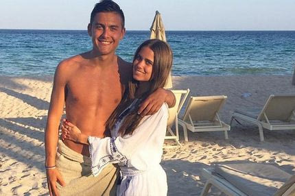 “Γλέντι” της κυρίας Ντιμπάλα για το 3-0 επί της Μπαρτσελόνα!