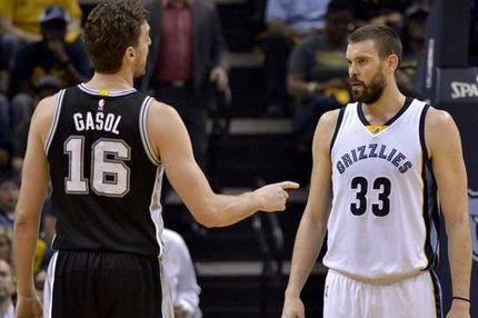 Μία στοργική αγκαλιά ήταν “όλα τα λεφτά” στο Γκρίζλις-Σπερς!