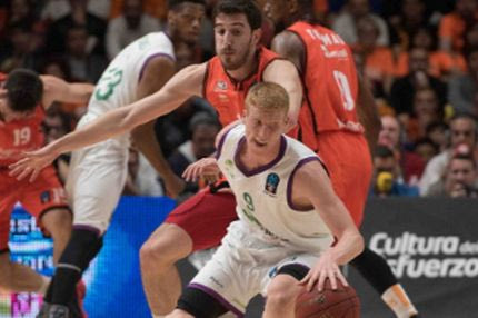 Επική ανατροπή και επιστροφή στην Ευρωλίγκα με το σπαθί της!