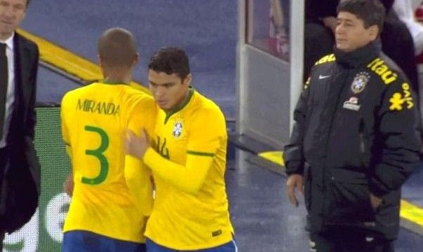 Αποχώρησε τραυματίας ο Μιράντα (VIDEO)