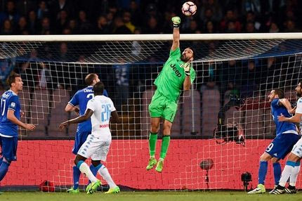 To καμίνι του “San Paolo” δεν έλιωσε την Γιουβέντους