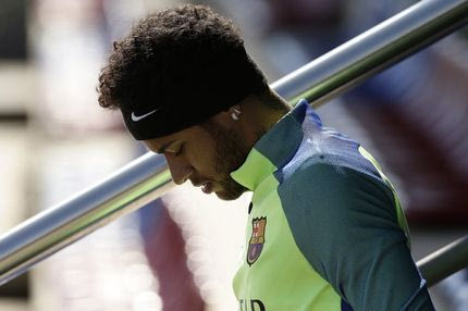 Ο Νεϊμάρ εκπέμπει SOS και καταφεύγει άμεσα σε γιατρό!