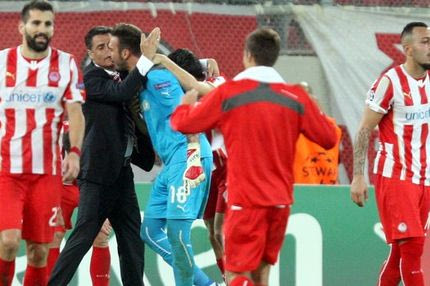 Σενάρια συνεργασίας για δύο πρώην “ερυθρόλευκους”