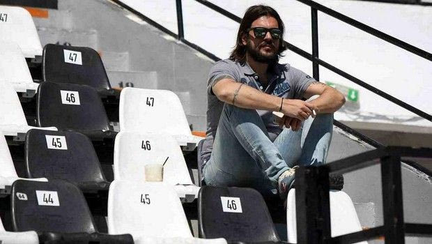 Το ειρωνικό σχόλιο του Κυριάκου για την τιμωρία του Ολυμπιακού