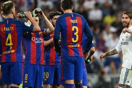 Αυτό είπε ο έξαλλος Ράμος στον Πικέ μετά την αποβολή του!