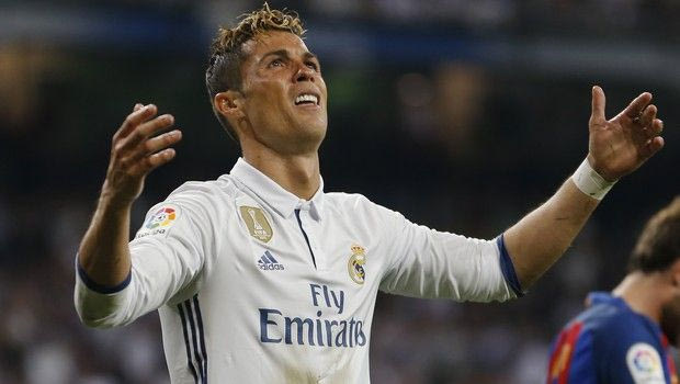 “Αγανακτισμένος ο Ρονάλντο, θέλει να αποχωρήσει από τη Ρεάλ”