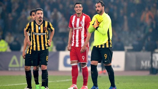 Ηγετική ανάρτηση από Σιμόες για Αλμέιδα!