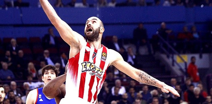 Ελληνες, άμυνα, ριμπάουντ και… 2-0