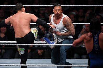 Πρώην τερματοφύλακας – παλαιστής επιστρέφει στην μπάλα