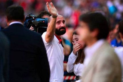 Συγκίνηση: Ο Μόντσι αποχαιρέτησε με τη φανέλα του Πουέρτας