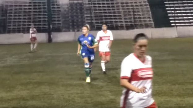 Ντεμπούτο με το 10 η σύντροφος του Μαραντόνα!