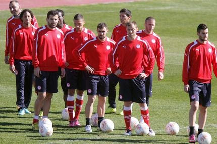 “Τρελοκομείο” του Ολυμπιακού με… χρυσάφι στην Ινδονησία