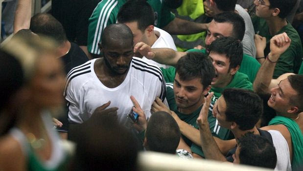 Στον Λάσμε λείπουν τα μπουζούκια και ο… Παναθηναϊκός