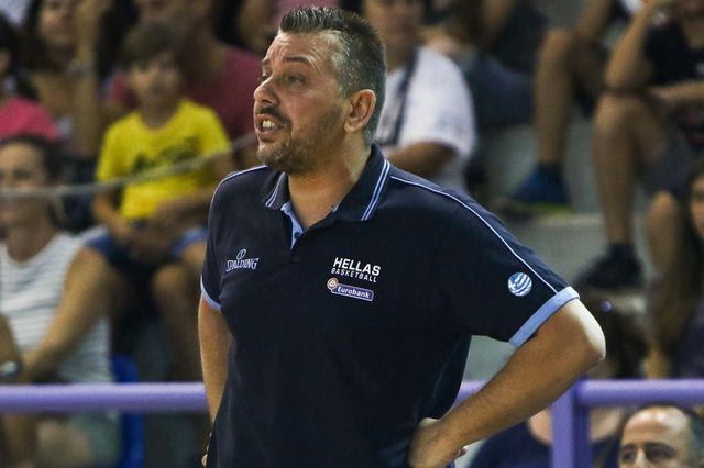 Παπαθεοδώρου στη θέση του Μαρκόπουλου