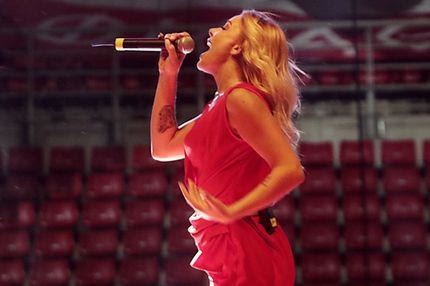 Τρέλανε το “Καραϊσκάκης” η Ζοζεφίν