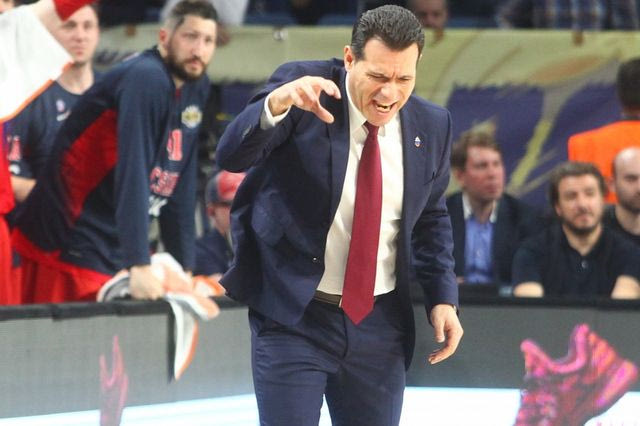 Τα… πήρε στη συνέντευξη Τύπου ο Ιτούδης