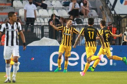 H χειρονομία του Γαλανόπουλου στην κερκίδα μετά το γκολ