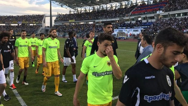 Οι παίκτες της ΑΕΚ και του ΠΑΟΚ είπαν “ΟΧΙ” στον πόλεμο!